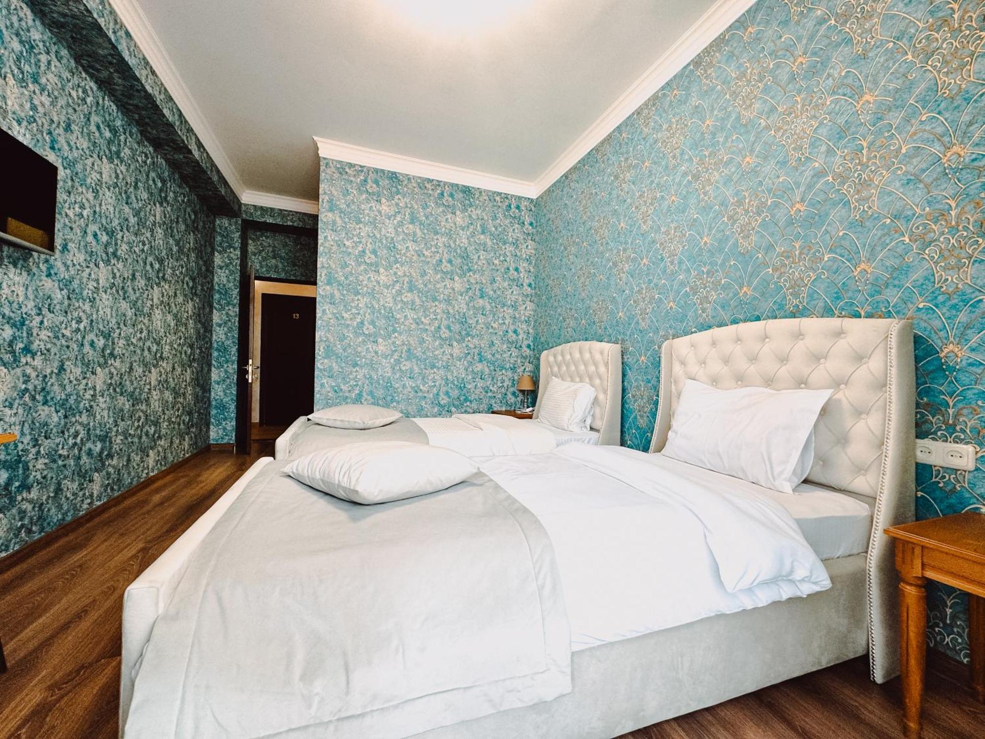 Armenia Hotel Erevan Esterno foto